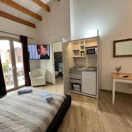 Ferienwohnung L'Angelo Bianco 2 Pula Exterior foto